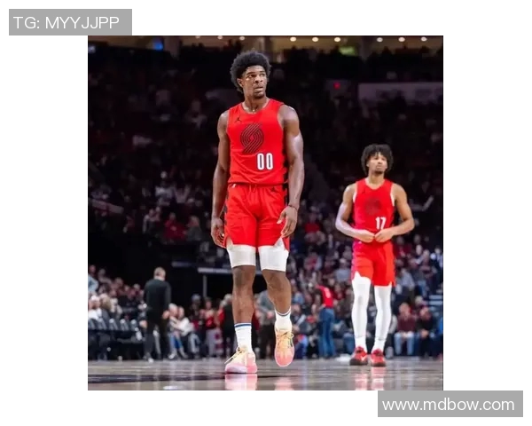 斯库特亨德森:未来篮球明星的崛起与挑战之路 斯库特亨德森:未来篮球明星的崛起与挑战之路